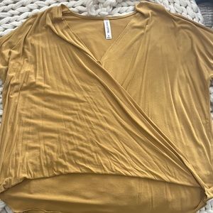 Boutique wrap top